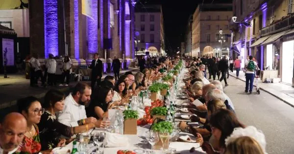 https://gazzettadiparma.cdn.m33cloud.com/resizer/600/315/true/2022_09_06/thumbnail__ELE4672-1662492919061.jpg--settembre_gastronomico__dalla_cena_dei_mille_ai_musei_del_cibo__un_mese_ricco_di_eventi.webp?1788186427000