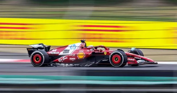 https://gazzettadiparma.cdn.m33cloud.com/resizer/600/315/true/2025_03_23/ferrari_in_cina-1742741660250.jpg--formula_uno__dal_2027_gran_premi_piu_corti__deciso_un__taglio__di_15_chilometri.webp?1788187374000