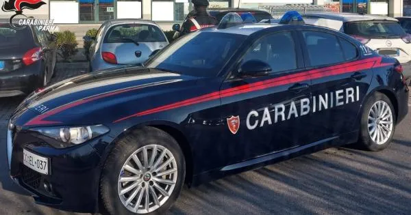 https://gazzettadiparma.cdn.m33cloud.com/resizer/600/315/true/2026_03_06/06.03.2026_Parma_foto_4_denunce_per_furto-1772791157797.jpg--viola_il_divieto_di_dimora_nel_parmense_e_ruba_tre_volte_nello_stesso_negozio_in_zona_san_leonardo__30enne_arrestato_dai_carabinieri.webp?1788187668000