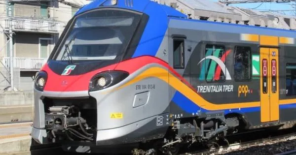 https://gazzettadiparma.cdn.m33cloud.com/resizer/600/315/true/2026_04_10/Treno_Pop-1775836845690.jpg--sciopero_treni.webp?1788187699000