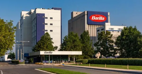 https://gazzettadiparma.cdn.m33cloud.com/resizer/600/315/true/2026_09_03/barilla-1788422549791.jpg--barilla_acquista_goodles__il_marchio_statunitense_di_maccheroni_al_formaggio.webp?1788422549858