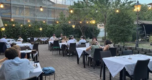 https://gazzettadiparma.cdn.m33cloud.com/resizer/600/315/true/2026_09_03/xxxx-1788421230931.jpg--retrogusto___buona_pizzeria_e_cucina_marinara_di_assoluta_qualita.webp?1788421231041