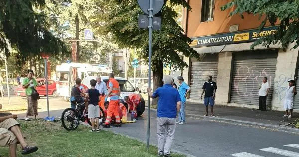 https://gazzettadiparma.cdn.m33cloud.com/resizer/600/315/true/2026_09_05/Foto_censurata-1788626982188.jpg--ciclista_investita_in_viale_osacca__la_donna_e_stata_soccorsa_dal_118__foto.webp?1788626982344