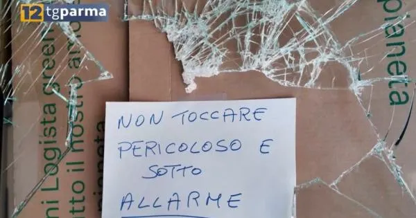 https://gazzettadiparma.cdn.m33cloud.com/resizer/600/315/true/2026_09_07/Spaccata-1788780727782.jpg--.webp?1788780727835
