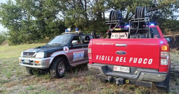 https://gazzettadiparma.cdn.m33cloud.com/resizer/600/315/true/2026_09_13/WhatsApp_Image-1789322280162.jpeg--salso__sterpaglie_in_fiamme_a_sivizzano__l_incendio_sarebbe_stato_causato_accidentalmente_da_un_residente__foto.webp?1789322280439