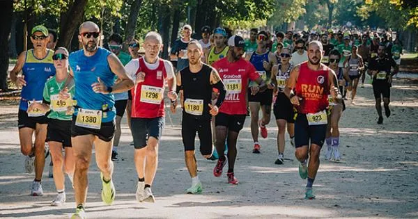 https://gazzettadiparma.cdn.m33cloud.com/resizer/600/315/true/2026_09_13/kk-1789289844442.jpg--parma_marathon.webp?1789289844686