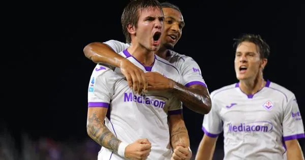 https://gazzettadiparma.cdn.m33cloud.com/resizer/600/315/true/2026_09_15/fiorentina-1789506157060.jpg--coppa_italia__la_fiorentina_batte_3_0_il_pisa_e_va_gli_ottavi.webp?1789506157750