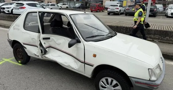 https://gazzettadiparma.cdn.m33cloud.com/resizer/600/315/true/2026_09_18/IMG_7796-1789721407434.jpg--scontro_auto_camion_al_pilastrello__conducente_portata_al_pronto_soccorso__foto.jpg?1789721407604