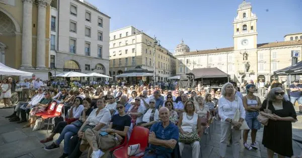 https://gazzettadiparma.cdn.m33cloud.com/resizer/600/315/true/2026_09_18/festival_open-1789726630415.jpg--oggi_parte_in_piazza_garibaldi_il_festival_di_open__videosaluto_della_premier_meloni__il_programma_completo_delle_giornate.jpg?1789726630824