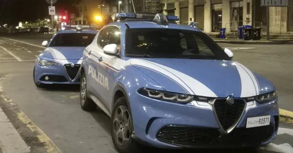 https://gazzettadiparma.cdn.m33cloud.com/resizer/600/315/true/2026_09_19/PHOTO-2026-09-15-06-54-22-1789811102472.jpg--via_cavour__tenta_di_saccheggiare_un_negozio_di_abbigliamento__arrestato_un_18enne_egiziano__i_controlli_della_settimana.webp?1789811102726