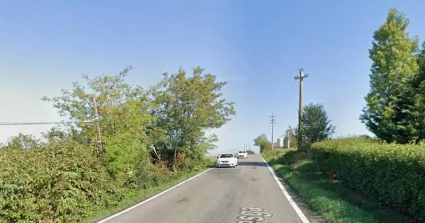 https://gazzettadiparma.cdn.m33cloud.com/resizer/600/315/true/2026_09_22/fratta-1790060362053.jpg--cade_in_scooter_alla_fratta__ferita_una_21enne.webp?1790060362134