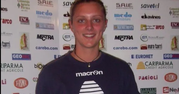 https://gazzettadiparma.cdn.m33cloud.com/resizer/600/315/true/2026_10_07/stefania_corna-1791394830427_1791394860.jpg--volley_in_lutto__addio_a_stefania_corna__aveva_35_anni__ha_giocato_a_parma.webp?1791394860082