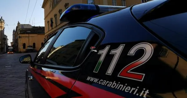 https://gazzettadiparma.cdn.m33cloud.com/resizer/600/315/true/2026_10_09/09.10.2026_Parma_Foto_due_persone_denunciate_per_truffa-1791541414379.jpg--pezzi_di_ricambio__fantasma__venduti_online__ingannato_un_41enne_parmigiano.webp?1791541415258