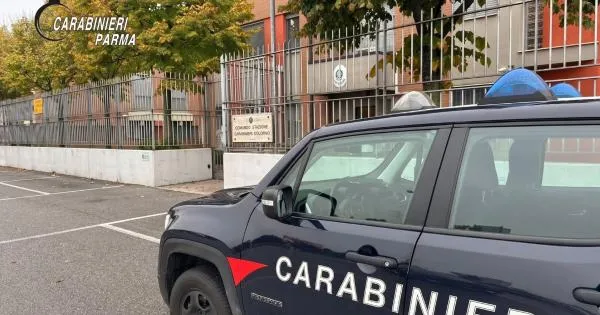 https://gazzettadiparma.cdn.m33cloud.com/resizer/600/315/true/2026_10_20/20.10.2026_Colorno_foto_per_denuncia_di_tre_persone-1792487025701.jpg--colorno__rubano_il_bancomat_di_una_27enne_e_spendono_i_soldi_in_sigarette_e__gratta_e_vinci___denunciati_tre_giovani.jpg?1792487025812