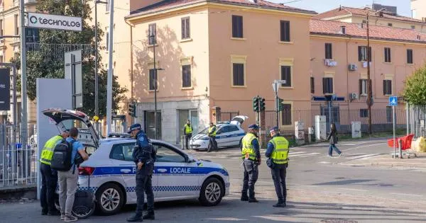 https://gazzettadiparma.cdn.m33cloud.com/resizer/600/315/true/2026_10_20/2026.10.16_San_Leonardo_Controlli_PL-7-1792495896977.jpg--san_leonardo__oltre_cinquanta_persone_identificate_per_mancate_revisioni_e_monopattini_elettrici_usati_irregolarmente.webp?1792495897768