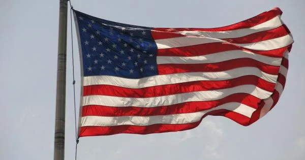 https://gazzettadiparma.cdn.m33cloud.com/resizer/600/315/true/gn4/128/GN4_DAT_128307.jpg--l_onnipotente_di_un_america_sempre_piu_povera.webp