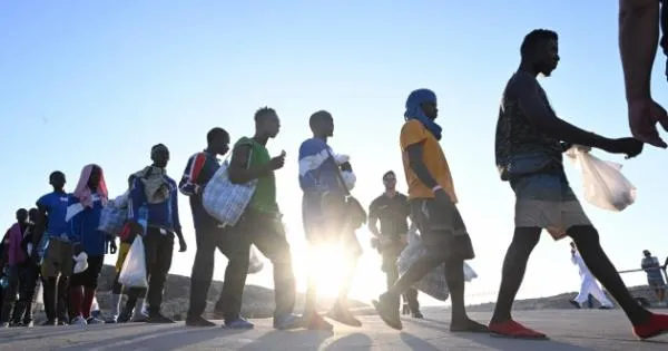 https://gazzettadiparma.cdn.m33cloud.com/resizer/600/315/true/gn4/40009/GN4_DAT_40009975.jpg--immigrazione_e_politica__europa_divisa_su_tutto.webp