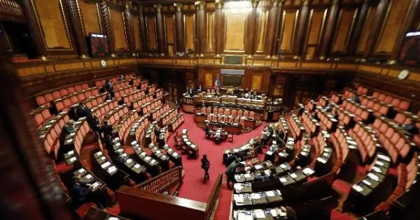 https://gazzettadiparma.cdn.m33cloud.com/resizer/600/315/true/gn4/4301/GN4_DAT_4301380.jpg--gruppo_spaggiari__per_celebrare_i_100_anni_domani_un_incontro_in_senato_su_scuola_ed_ai.webp