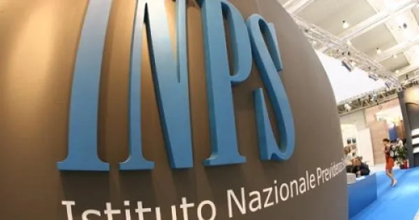 https://gazzettadiparma.cdn.m33cloud.com/resizer/600/315/true/gn4/5234/GN4_DAT_5234915.jpg--pensioni_2027__coefficienti_piu_bassi__quanto_pesano_sull_assegno_e_chi_e_coinvolto.webp