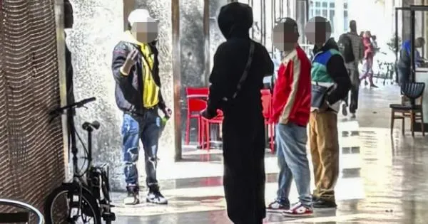 https://gazzettadiparma.cdn.m33cloud.com/resizer/600/315/true/gn4/52348/GN4_DAT_52348351.jpg--residenti_e_commercianti___l_area_della_stazione__il_degrado_e_realta_e_nessuno_fa_niente__da_mesi_chiediamo_interventi_.webp