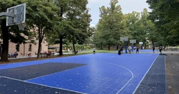 https://gazzettadiparma.cdn.m33cloud.com/resizer/600/315/true/gn4/52348/GN4_DAT_52348378.jpg--cittadella__si_torna_a_giocare_a_basket__il_campo_e_di_nuovo_agibile.webp